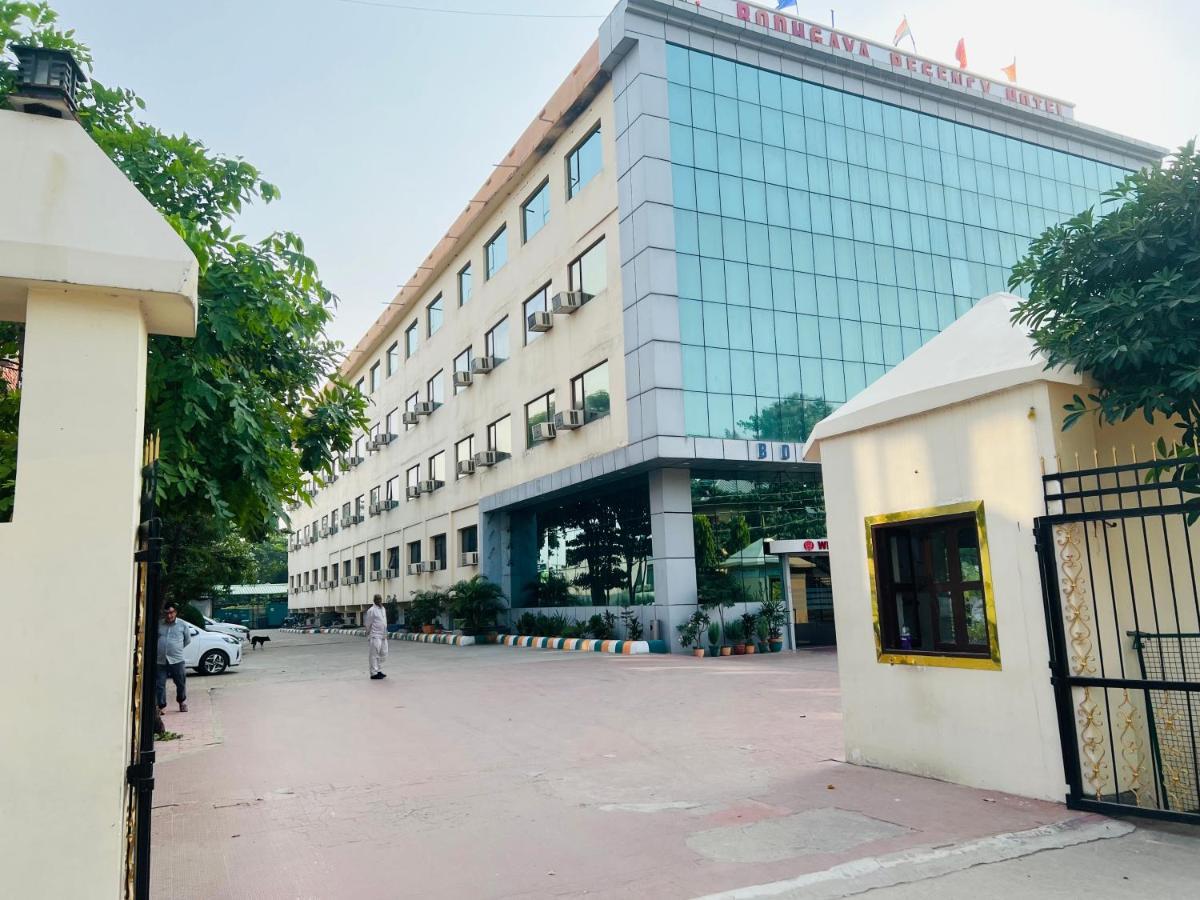 Bodhgaya Regency Hotel Ngoại thất bức ảnh