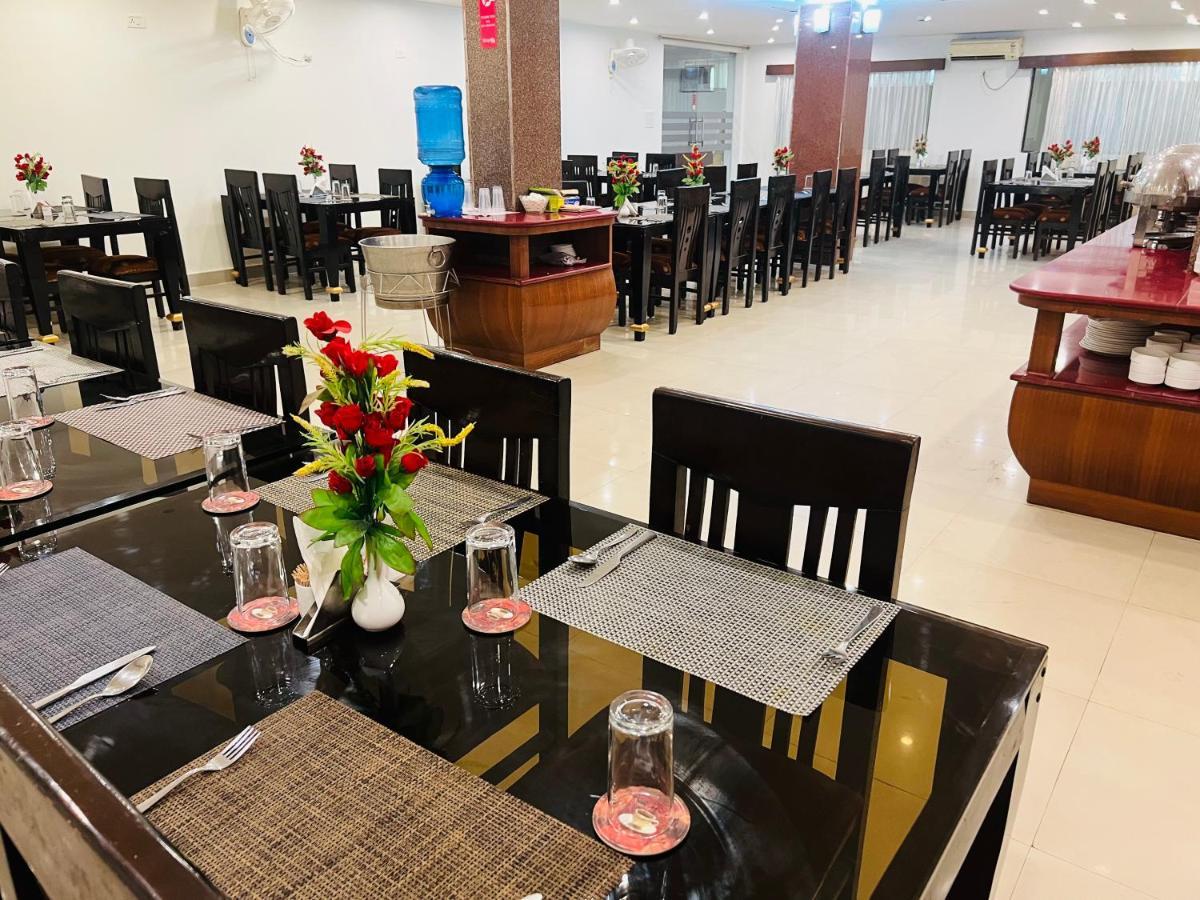 Bodhgaya Regency Hotel Ngoại thất bức ảnh