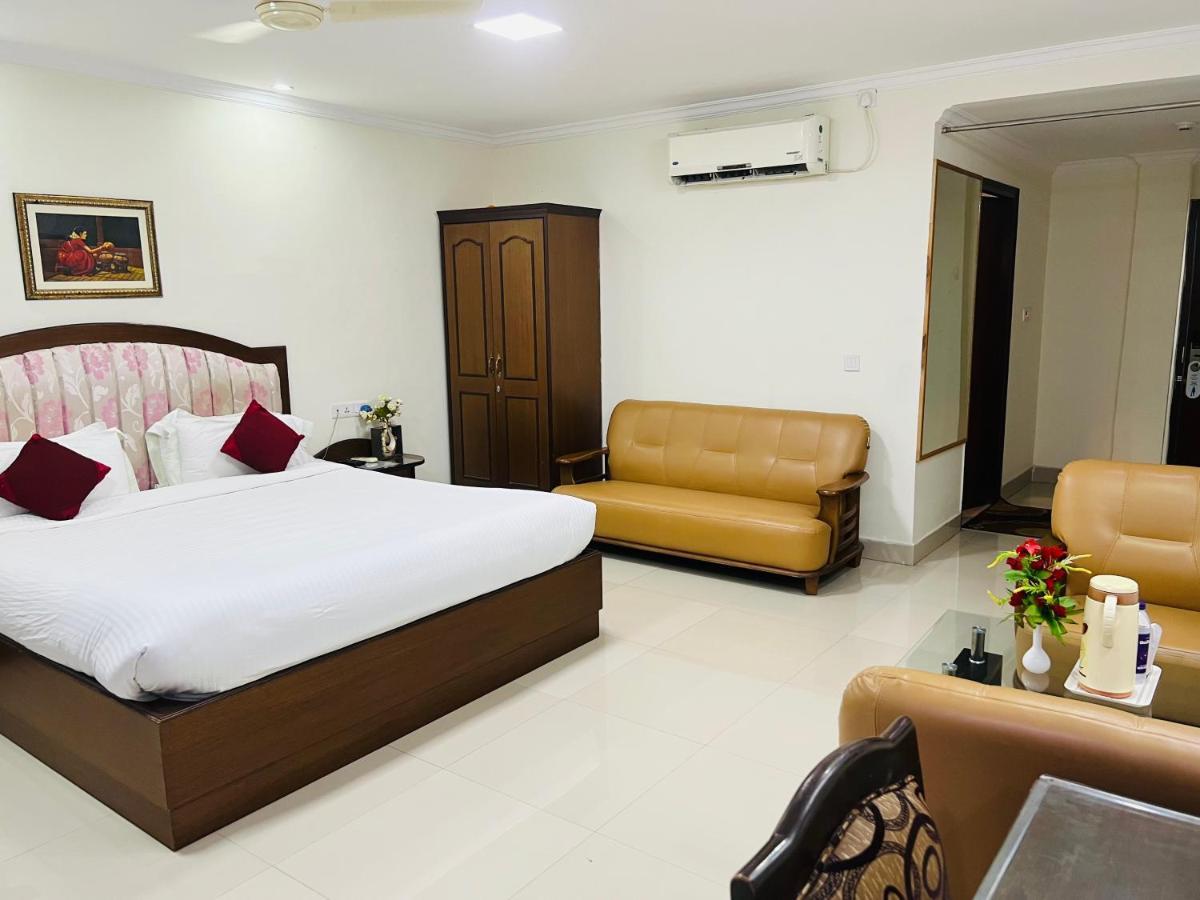 Bodhgaya Regency Hotel Ngoại thất bức ảnh