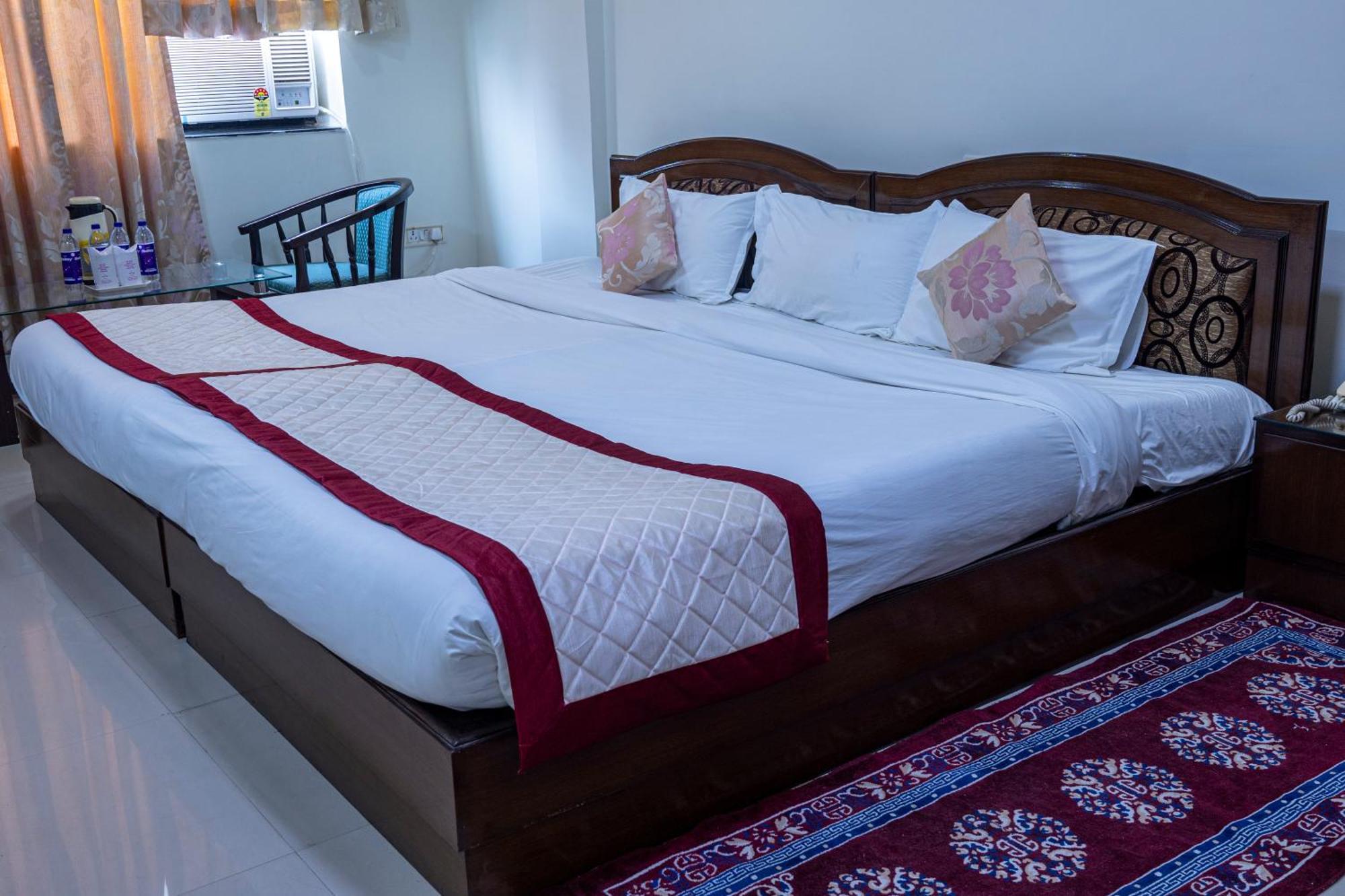 Bodhgaya Regency Hotel Ngoại thất bức ảnh