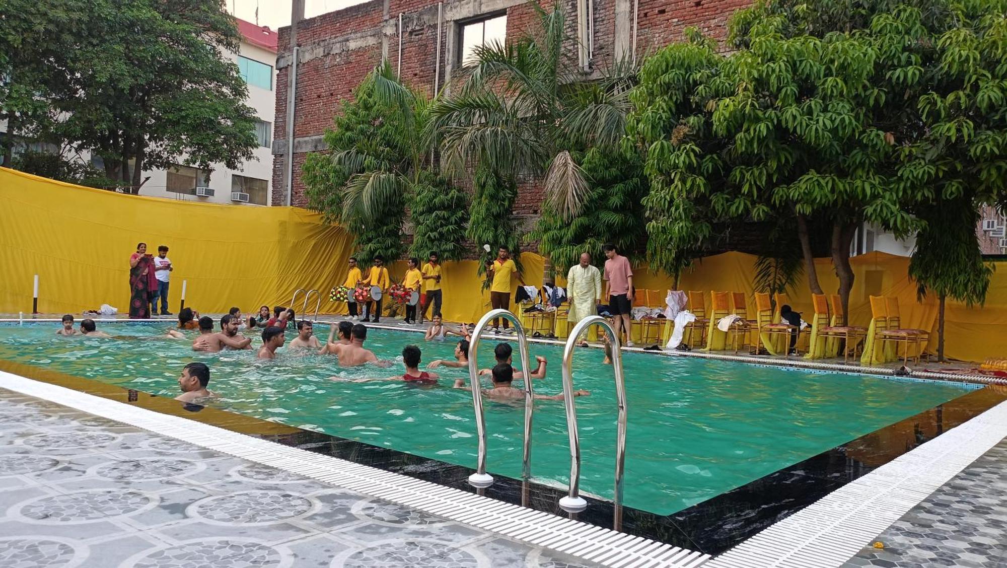 Bodhgaya Regency Hotel Ngoại thất bức ảnh
